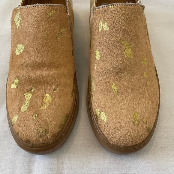 Free People 36 (US 6) Varsity Slip On Flats ~ Gold & Tan Calf Hair Shoes Casual - Picture 6 of 10